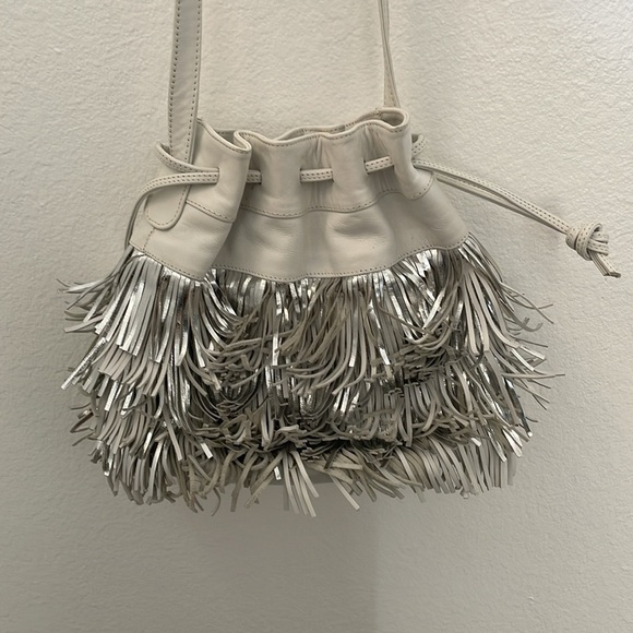 Shaggy White Purse - Picture 3 of 10